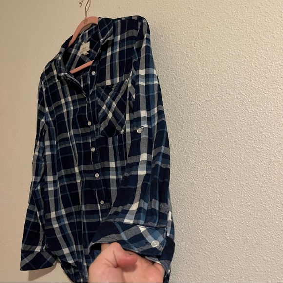 id : 23 Women’s Blue Plaid Flannel Button Up Cover Up Cardigan Size Medium - Picture 5 of 11